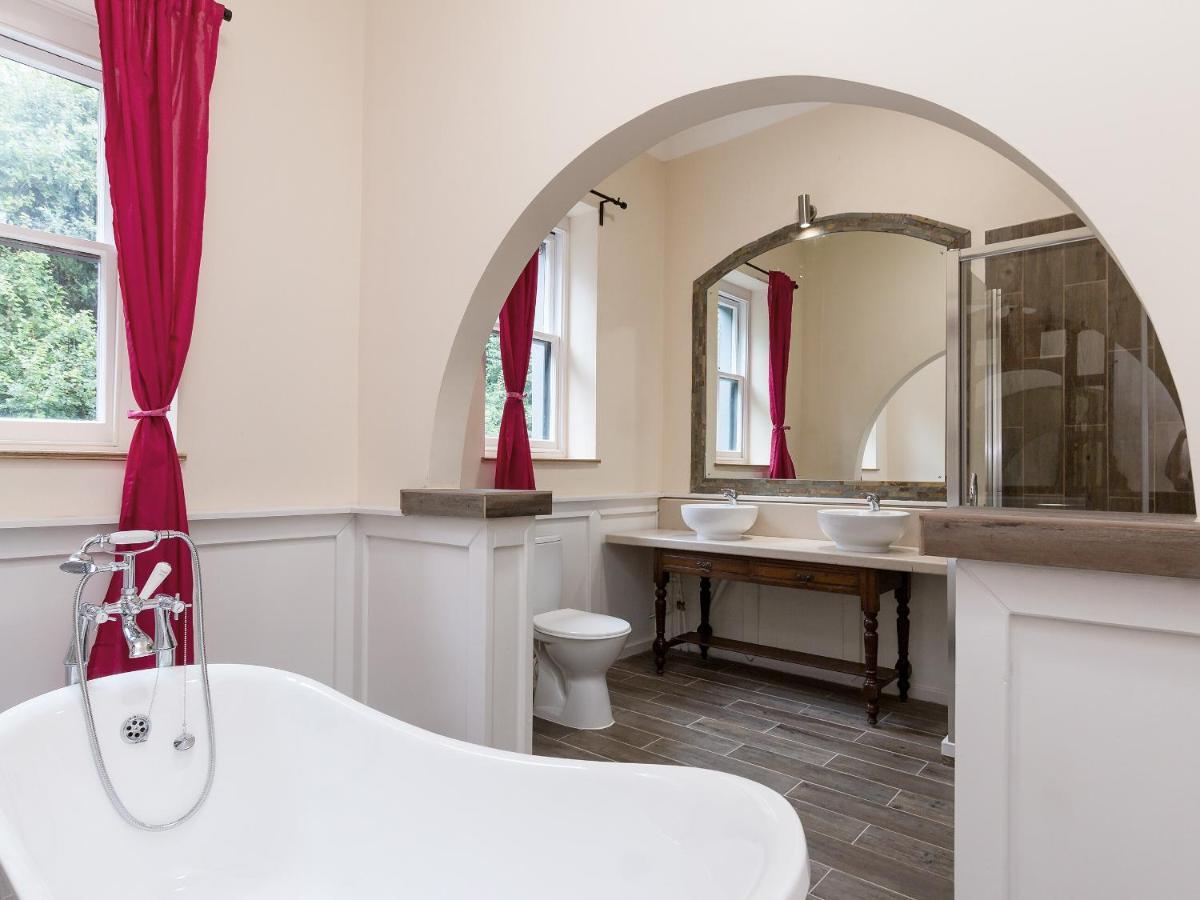 Pendine Manor Villa Luaran gambar